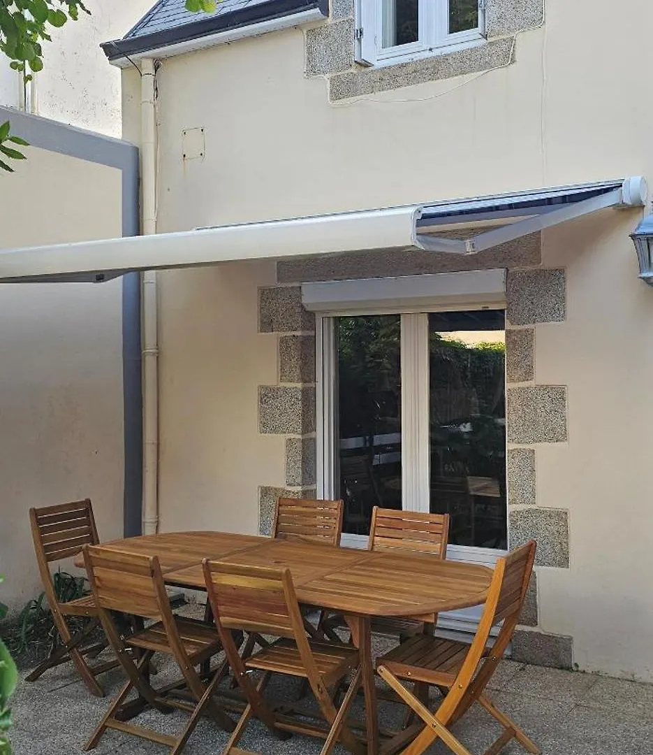 La Maison De Pecheur Typique Au Guilvinec - A 100 M De La Mer - Tout A Pied, Plage, Port, Commerces- Wifi Inclus - Linge De Lit Inclus - Jardin Clos - En Option , Menage Et Serviettes 프랑스