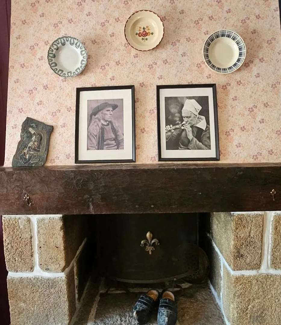 La Maison De Pecheur Typique Au Guilvinec - A 100 M De La Mer - Tout A Pied, Plage, Port, Commerces- Wifi Inclus - Linge De Lit Inclus - Jardin Clos - En Option , Menage Et Serviettes 0*,  프랑스